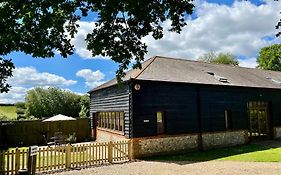 Barn Ann-Exe, Sleeps 4, Garden, Parking Spaces
